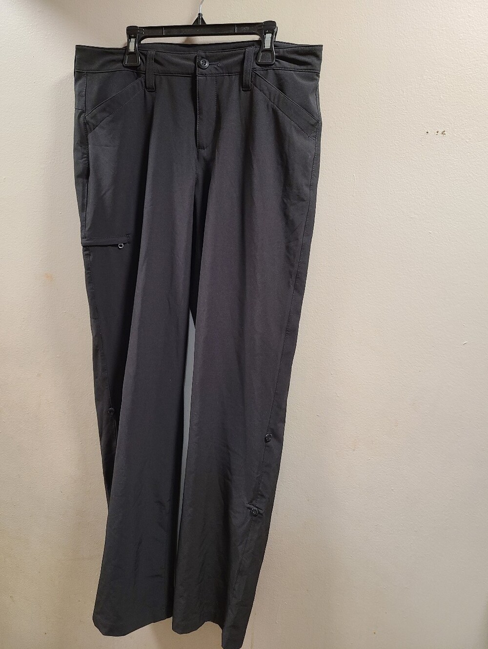 Eddie Bauer Womens Black  Outdoor Hiking Convertivble Pants To Capris Size 6